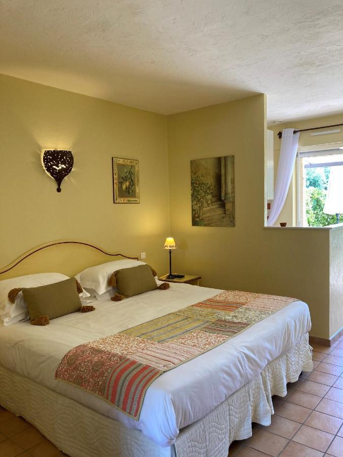 La Residence Du Moulin Tourrettes-sur-Loup Rom bilde